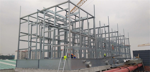 方塔填料是冷卻塔中不可替代的運行裝具,冷卻塔填料要求